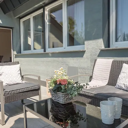 In Lerchenberg Mit Grosser Terrasse By Interhome Apartamento