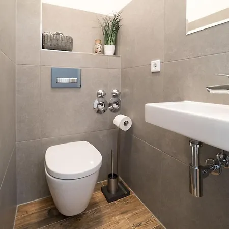 Апартаменты In Lerchenberg Mit Grosser Terrasse By Interhome