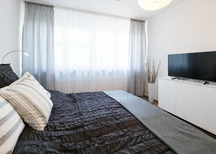 In Lerchenberg Mit Grosser Terrasse By Interhome Apartamento *
