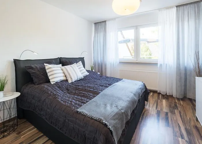In Lerchenberg Mit Grosser Terrasse By Interhome Apartamento Mainz
