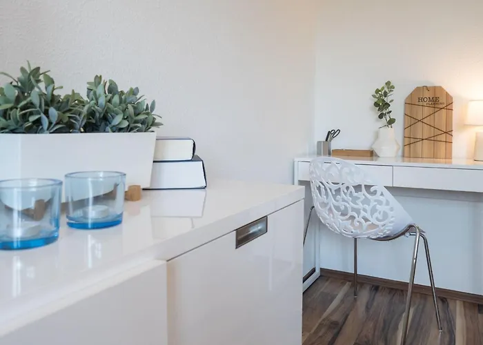 Apartamento In Lerchenberg Mit Grosser Terrasse By Interhome *